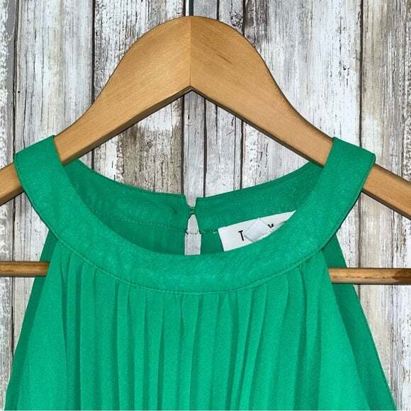 THML Green Accordion High Neck Sleeveless Blouse - Picture 6 of 6